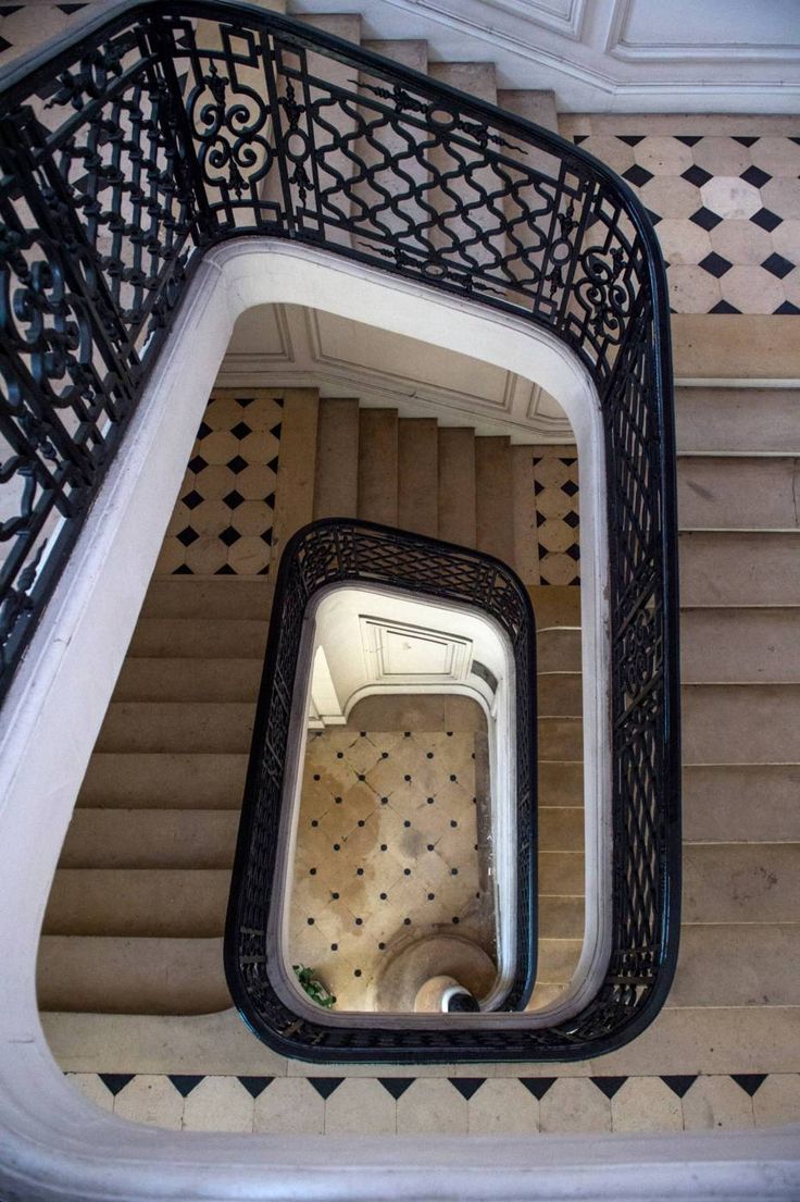 Copropri&eacute;t&eacute; d&rsquo;un immeuble parisien, suivi r&eacute;glementaire